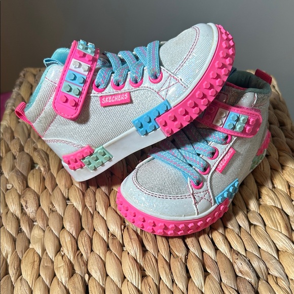 Skechers Kids' Pink and Blue Toddler size 7 Sneakers like new brick kicks - Picture 1 of 10